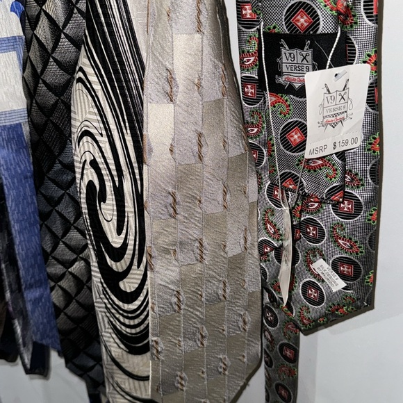 NWT Verse 9 Paisley Tie w matching pocket square - Picture 3 of 10